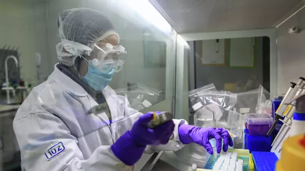 Тестирование образцов, взятых у людей с подозрением на коронавирус