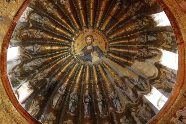 Свод южного купола нартекса в Монастыре Хора в Стамбуле 
