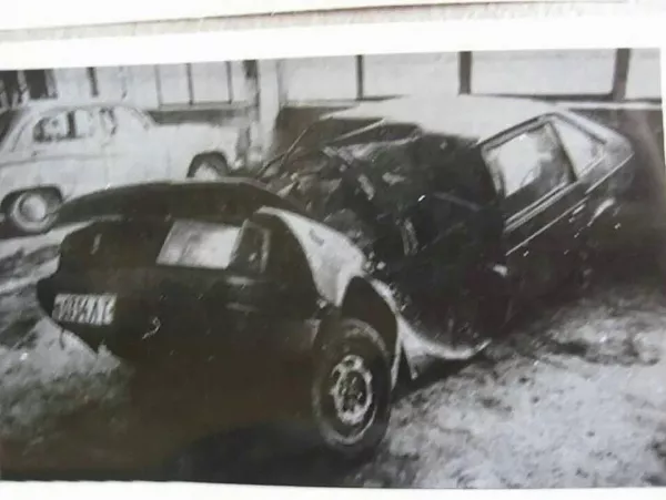 Автомобиль Виктора Цоя после аварии