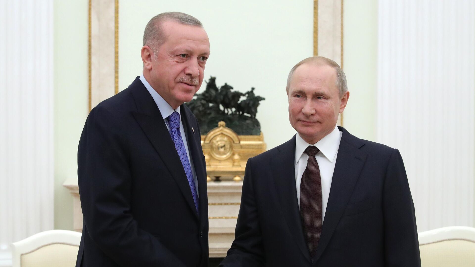 Путин и Эрдоган обсудили центр мониторинга перемирия в Карабахе