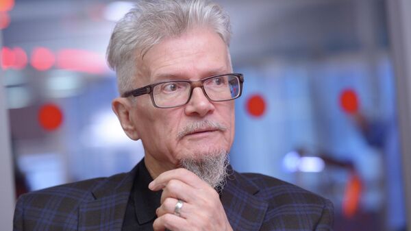 Писатель, поэт, публицист, председатель партии Другая Россия Эдуард Лимонов Писатель, поэт, публицист, председатель партии Другая Россия Эдуард Лимонов