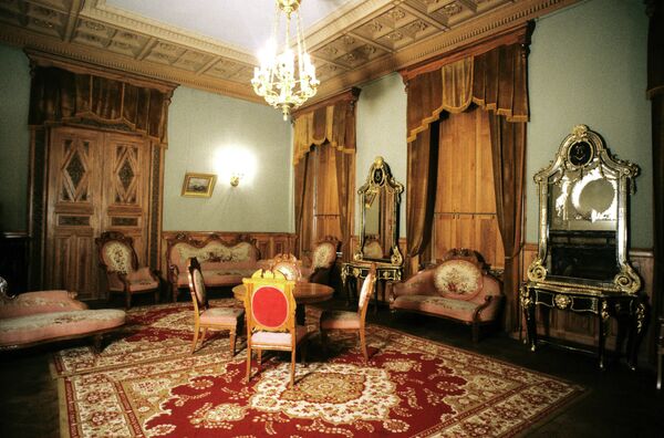 Гостиная Генриха II Гостиная Генриха II