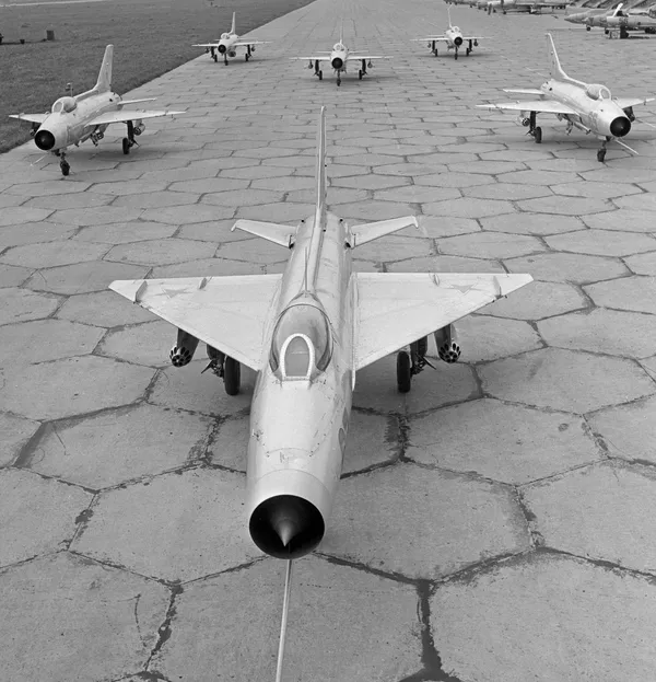 Советские сверхзвуковые истребители МиГ-21