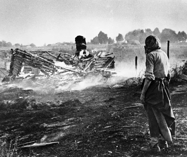 Гитлеровцы сожгли дотла белорусскую деревню