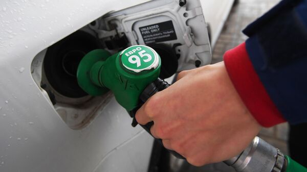 Бензин стал дефицитом. Что будет с ценами на топливо летом