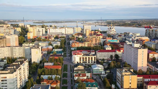 Вид на центральную часть города Архангельска