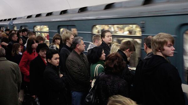 В Москве поезд метро застрял в тоннеле