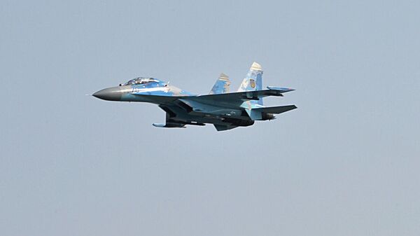 Украинский истребитель Су-27 во время учений Чистое небо - 2018 Украинский истребитель Су-27 во время учений Чистое небо - 2018