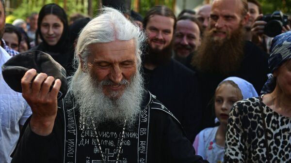 В РПЦ назвали бессмысленными речи лишенного сана схиигумена Сергия