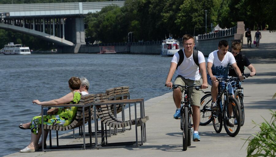 Жара в Москве Жара в Москве
