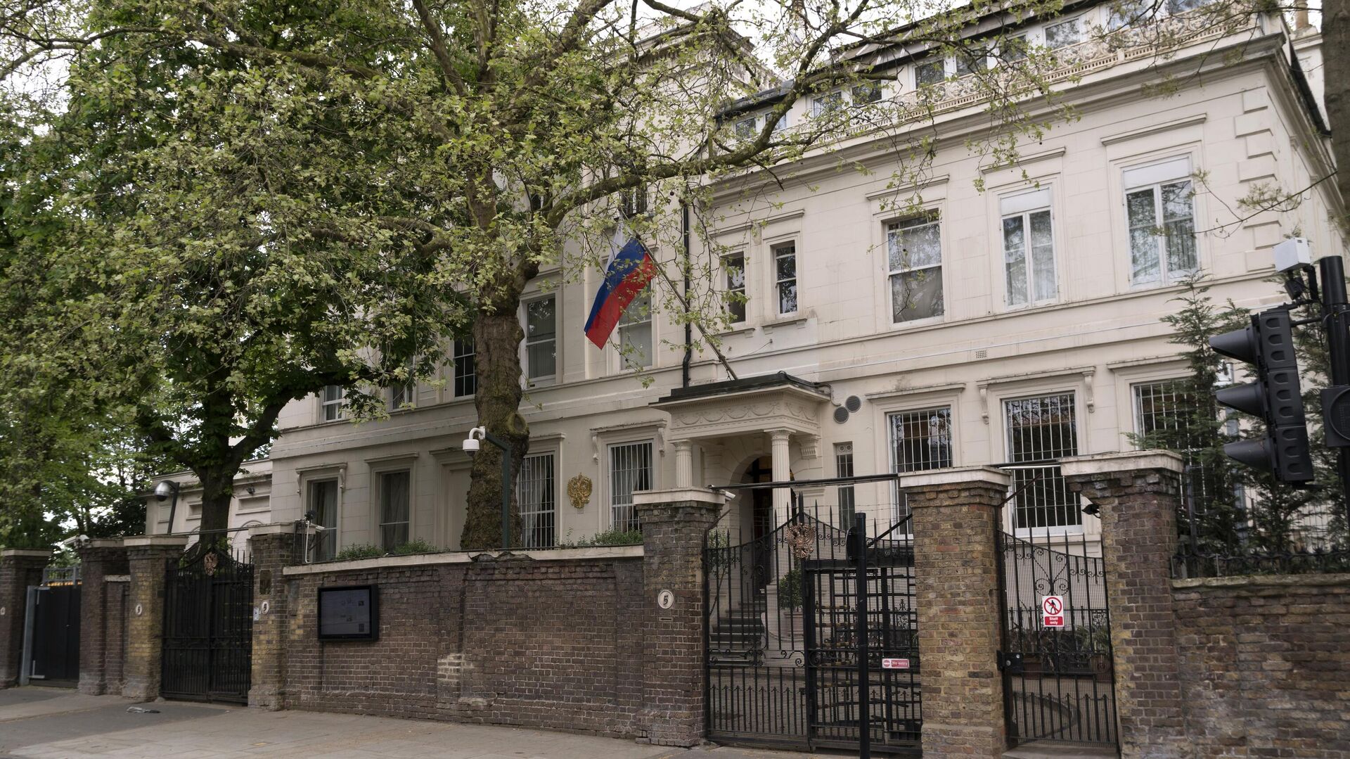 Главное здание посольства России в Великобритании на Kensington Palace Gardens в Лондоне - РИА Новости, 1920, 21.09.2021
