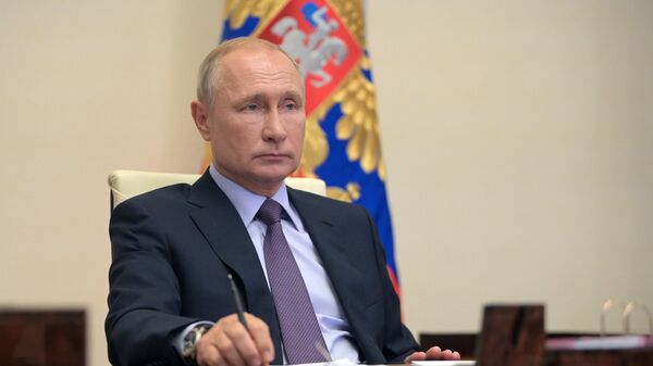 Президент РФ Владимир Путин проводит заседание совета по стратегическому развитию и нацпроектам Президент РФ Владимир Путин проводит заседание совета по стратегическому развитию и нацпроектам