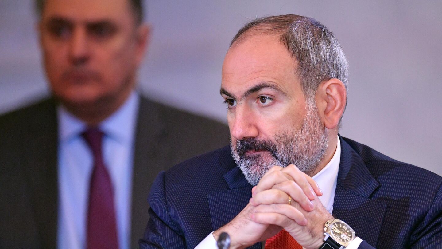 Армения, наконец, признала, что проигрывает Армения, наконец, признала, что проигрывает