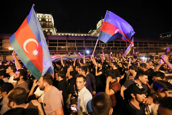 Митинг в поддержку азербайджанской армии в Баку Митинг в поддержку азербайджанской армии в Баку