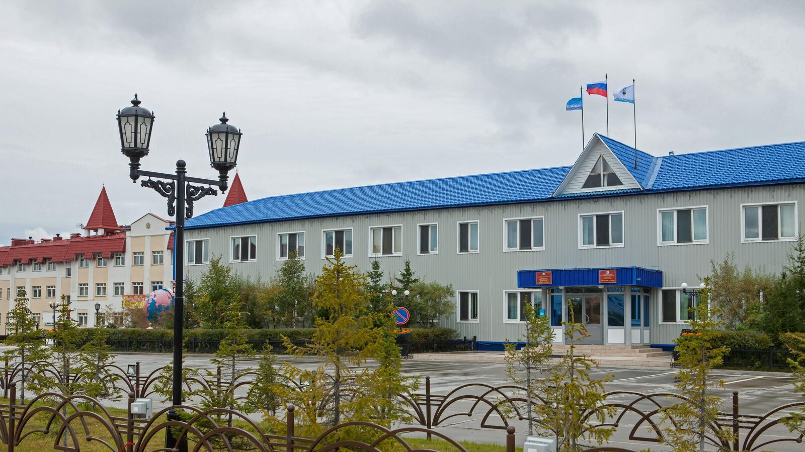 Яр-Сале администрация Ямальского района