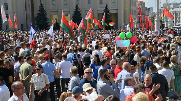 Митинг в поддержку действующего президента Белоруссии Александра Лукашенко в Минске Митинг в поддержку действующего президента Белоруссии Александра Лукашенко в Минске