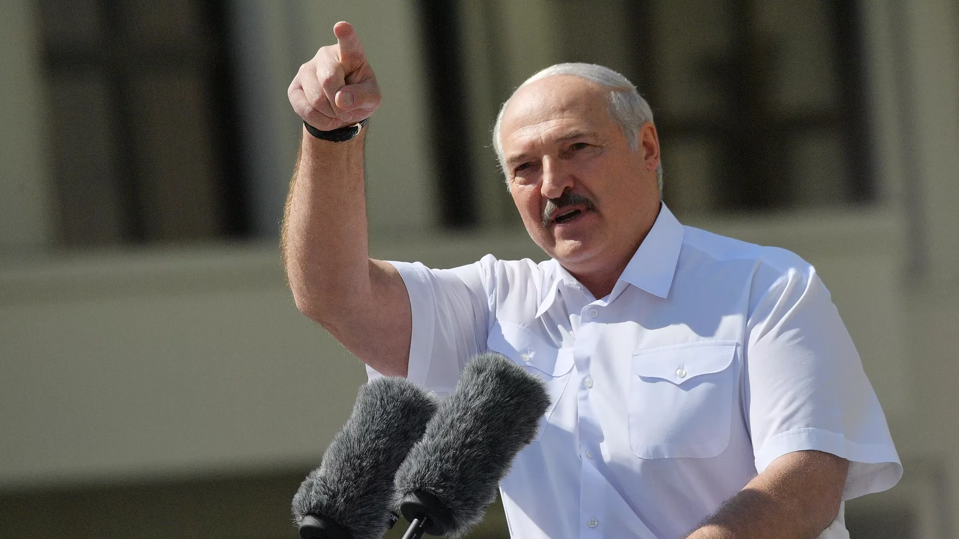 Президент Белоруссии Александр Лукашенко выступает на митинге, организованном в его поддержку - РИА Новости, 1920, 03.09.2020