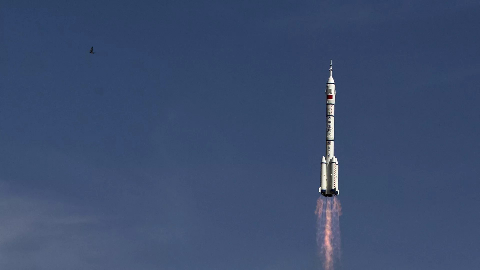 Старт ракеты-носителя Чанчжэн-2F c космодрома Цзюцюань, КНР - РИА Новости, 1920, 06.09.2020