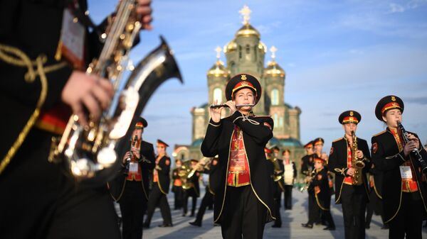 Сводный оркестр ГБОУ школа №1770 на XIII Международном военно-музыкальном фестивале Спасская башня на соборной площади главного храма Вооруженных сил РФ в военно-патриотическом парке Патриот Сводный оркестр ГБОУ школа №1770 на XIII Международном военно-музыкальном фестивале Спасская башня на соборной площади главного храма Вооруженных сил РФ в военно-патриотическом парке Патриот