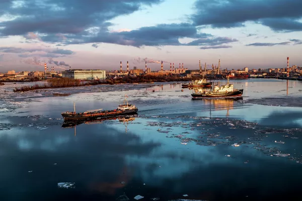 Морско пристанище в Санкт Петербург Морско пристанище в Санкт Петербург