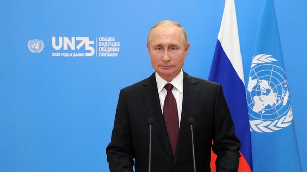 Президент РФ Владимир Путин во время выступления с видеообращением на 75-й сессии Генеральной ассамблеи Организации Объединенных Наций Президент РФ Владимир Путин во время выступления с видеообращением на 75-й сессии Генеральной ассамблеи Организации Объединенных Наций