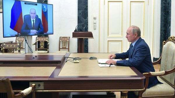 Путин пообещал "оформить" просьбы главы Карачаево-Черкесии