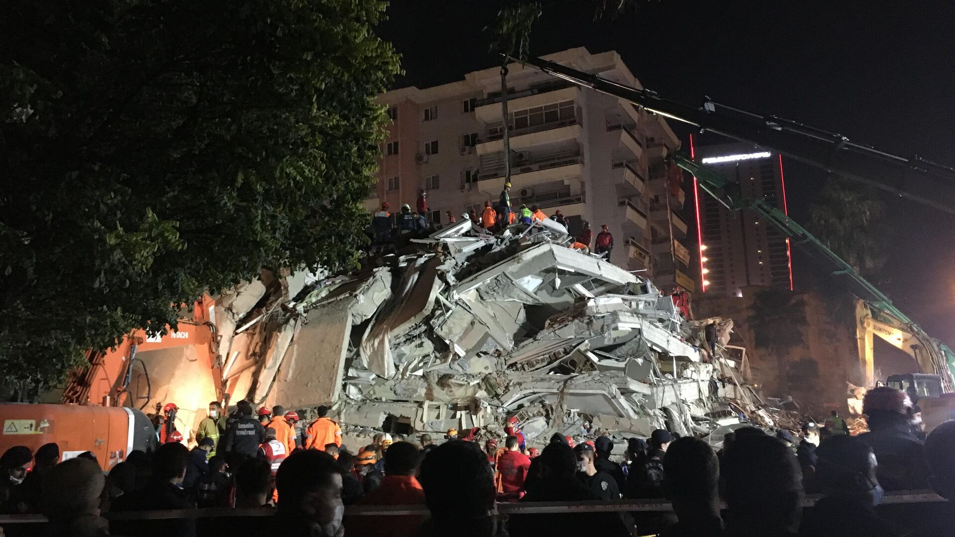 Число пострадавших при землетрясении в Турции возросло до 831 - РИА  Новости, 31.10.2020