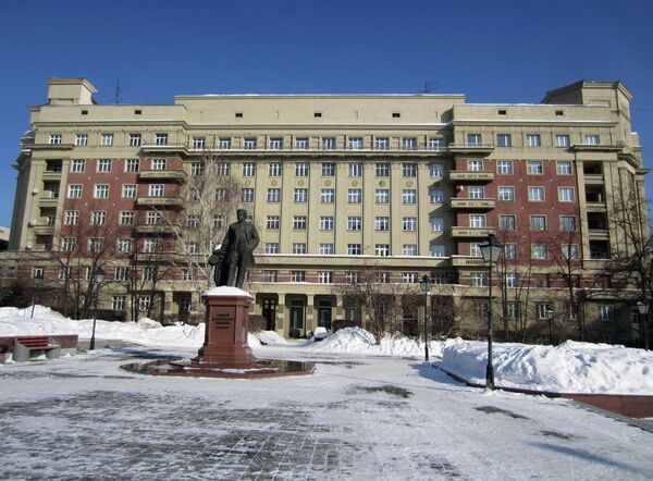Стоквартирный дом в Новосибирске Стоквартирный дом в Новосибирске