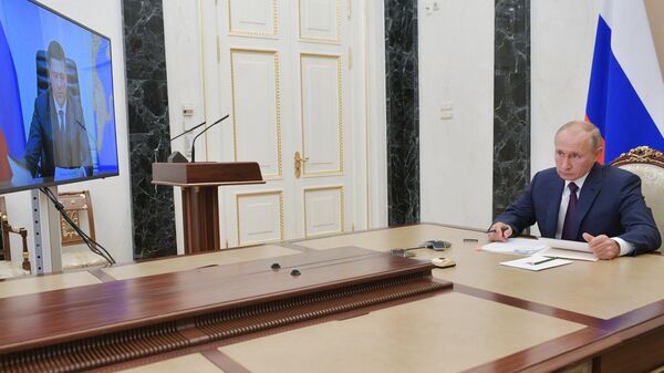 Путин пообещал помочь с обеспечением Псковской области медоборудованием