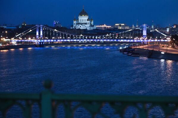 архитектурная подсветка фасадов зданий в москве. Смотреть фото архитектурная подсветка фасадов зданий в москве. Смотреть картинку архитектурная подсветка фасадов зданий в москве. Картинка про архитектурная подсветка фасадов зданий в москве. Фото архитектурная подсветка фасадов зданий в москве