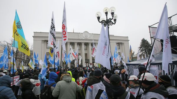 В Киеве проходит акция протеста предпринимателей против карантина