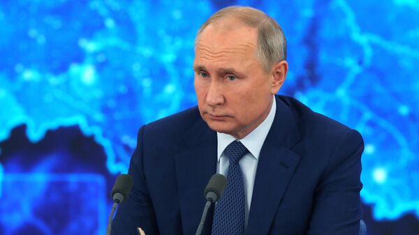 Путин подписал указ о выплатах по 5 тысяч рублей на детей до 7 лет
