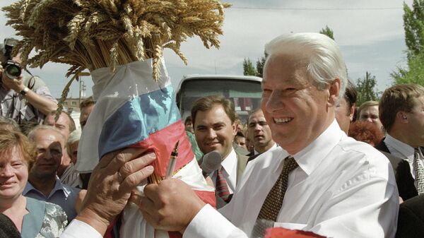 Познер назвал Ельцина красавцем