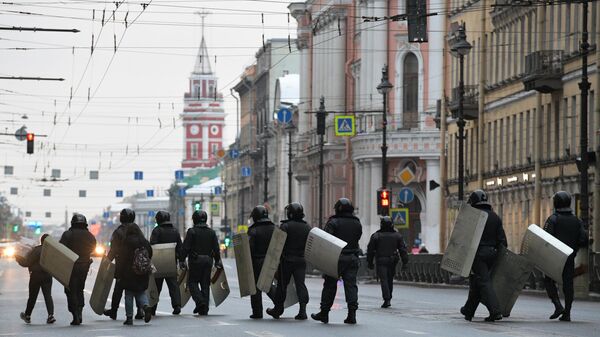 В Петербурге задержали второго подозреваемого в нападении на полицейского