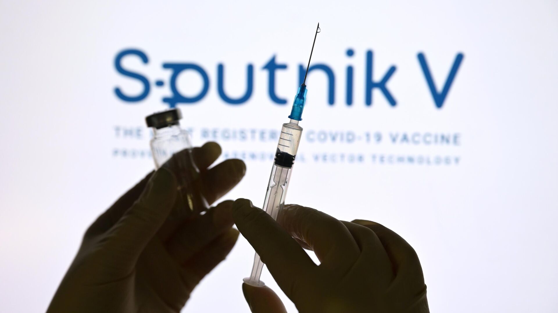 Создатели вакцины "Спутник V" получили госпремию по науке