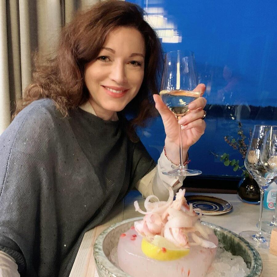 Актриса Алена Хмельницкая Актриса Алена Хмельницкая