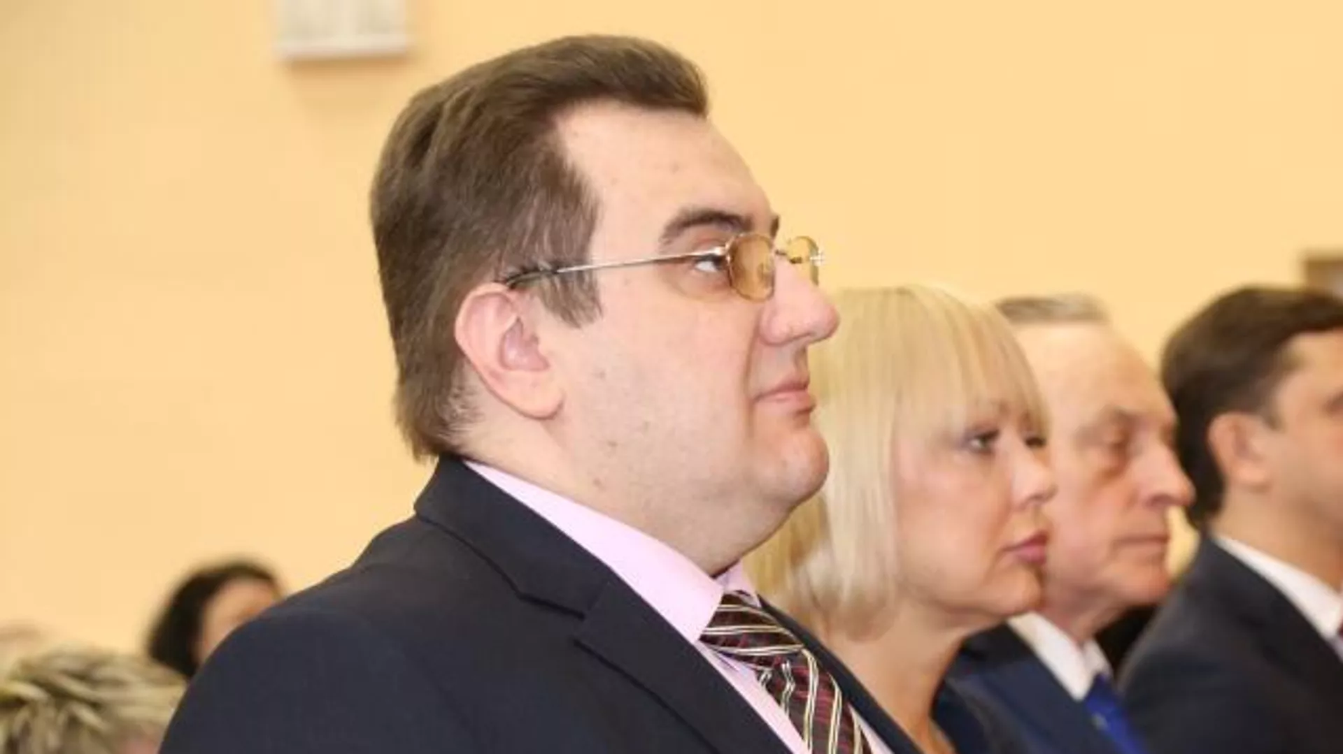 Орловского чиновника удивил отказ граждан работать за 15 тысяч рублей