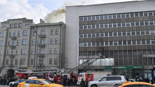 Пожар на Зубовском бульваре потушили