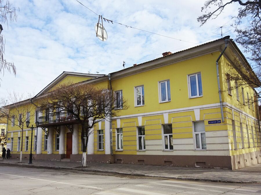Классицизм. Здание полицейского управления (1830-е) Классицизм. Здание полицейского управления (1830-е)