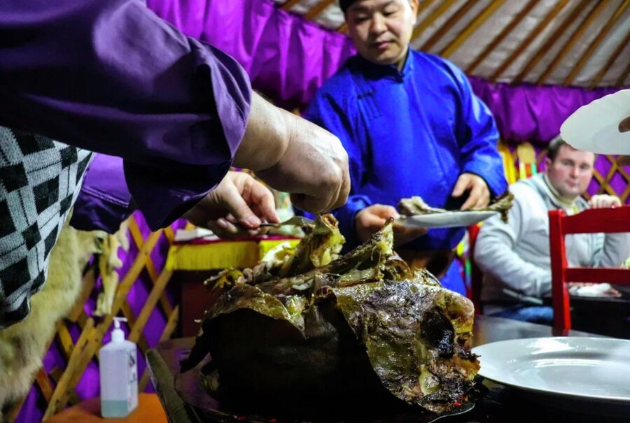 Так выгляди кюр. В желудок барана должно поместиться все мясо с туши Так выгляди кюр. В желудок барана должно поместиться все мясо с туши
