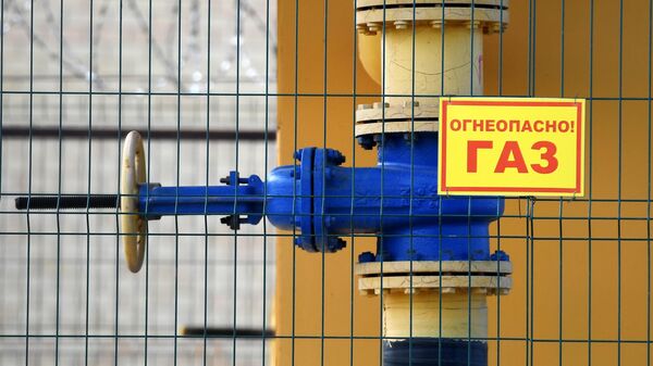 Цена на газ в Европе впервые в истории достигла 900 долларов
