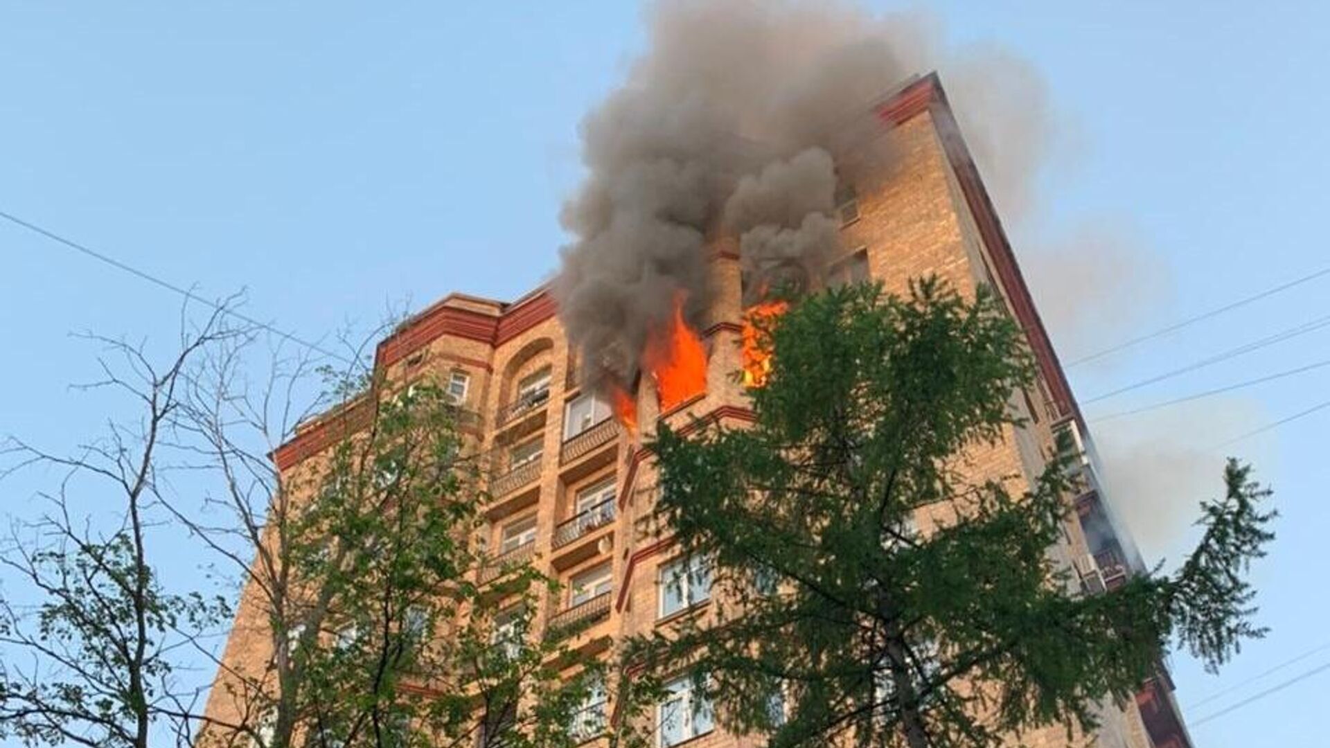 Zhertvami Pozhara V Moskve Stali Dva Cheloveka Ria Novosti 06 06 2021