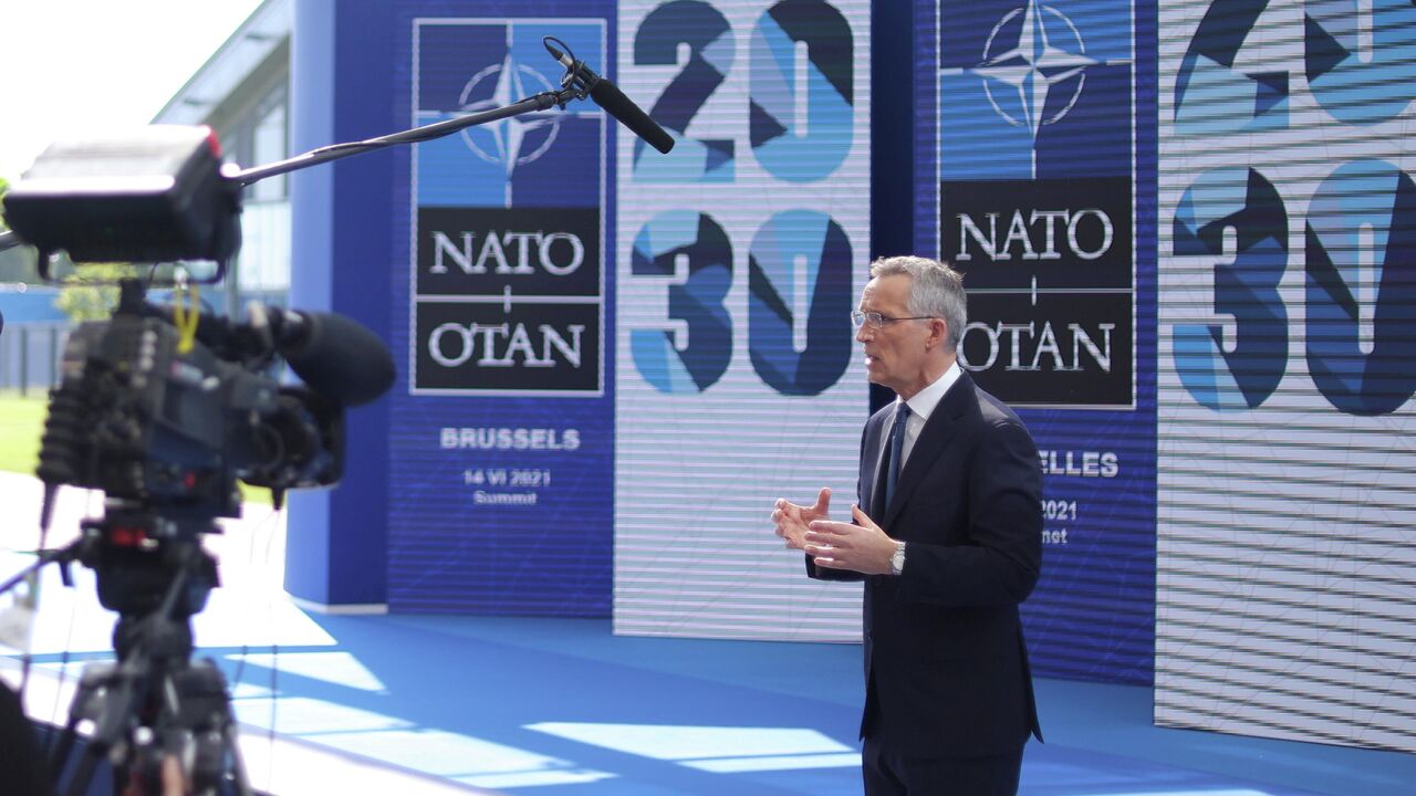 Столтенберг потребовал от Украины "большего" для вступления в НАТО