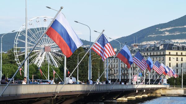 Путин летит в Женеву на встречу с Байденом