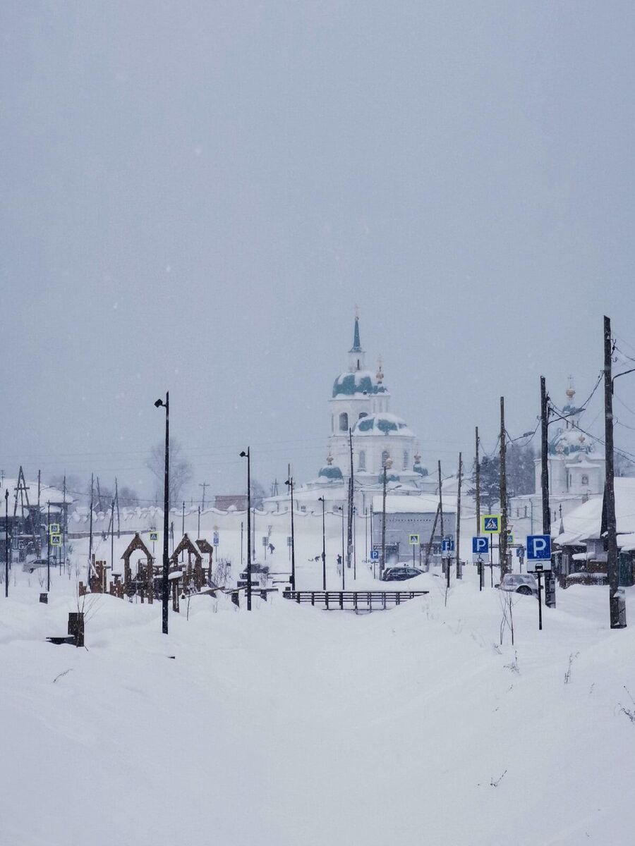 Любую церковь видно отовсюду Любую церковь видно отовсюду
