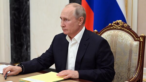 Путин прокомментировал украинский закон о коренных народах