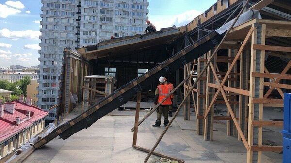Демонтаж незаконной мансарды в московском районе Арбат Демонтаж незаконной мансарды в московском районе Арбат