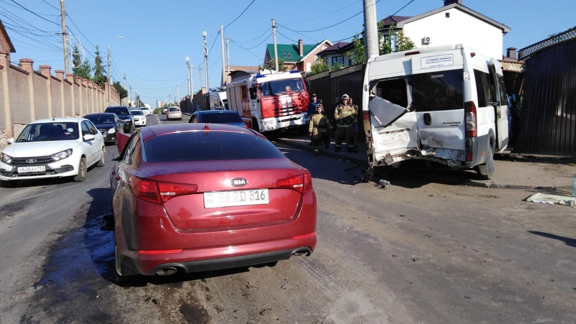 В Самаре четыре человека пострадали в ДТП с маршруткой