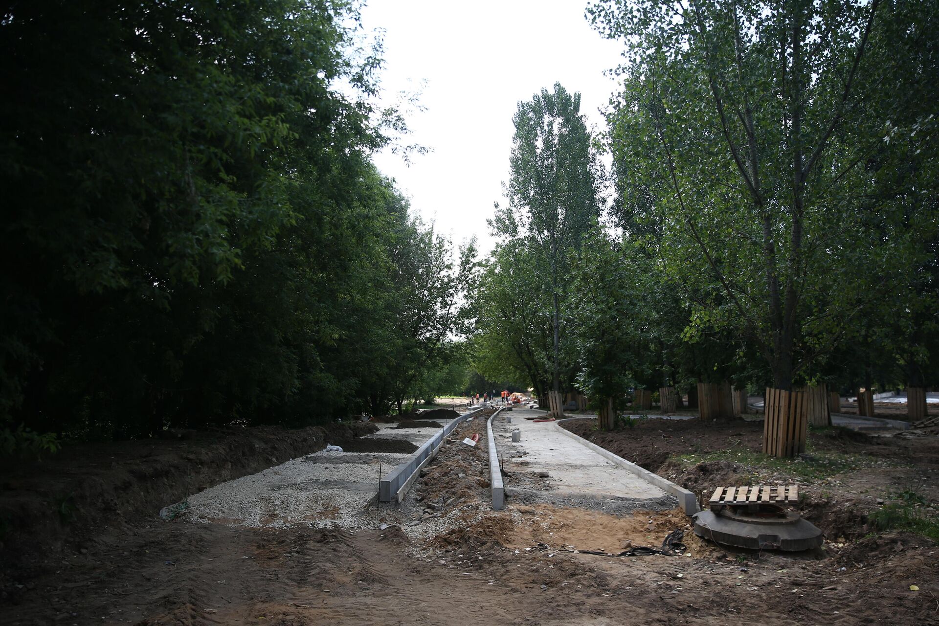Работы по благоустройству парка Яуза в Москве Работы по благоустройству парка Яуза в Москве - РИА Новости, 1920, 22.07.2021