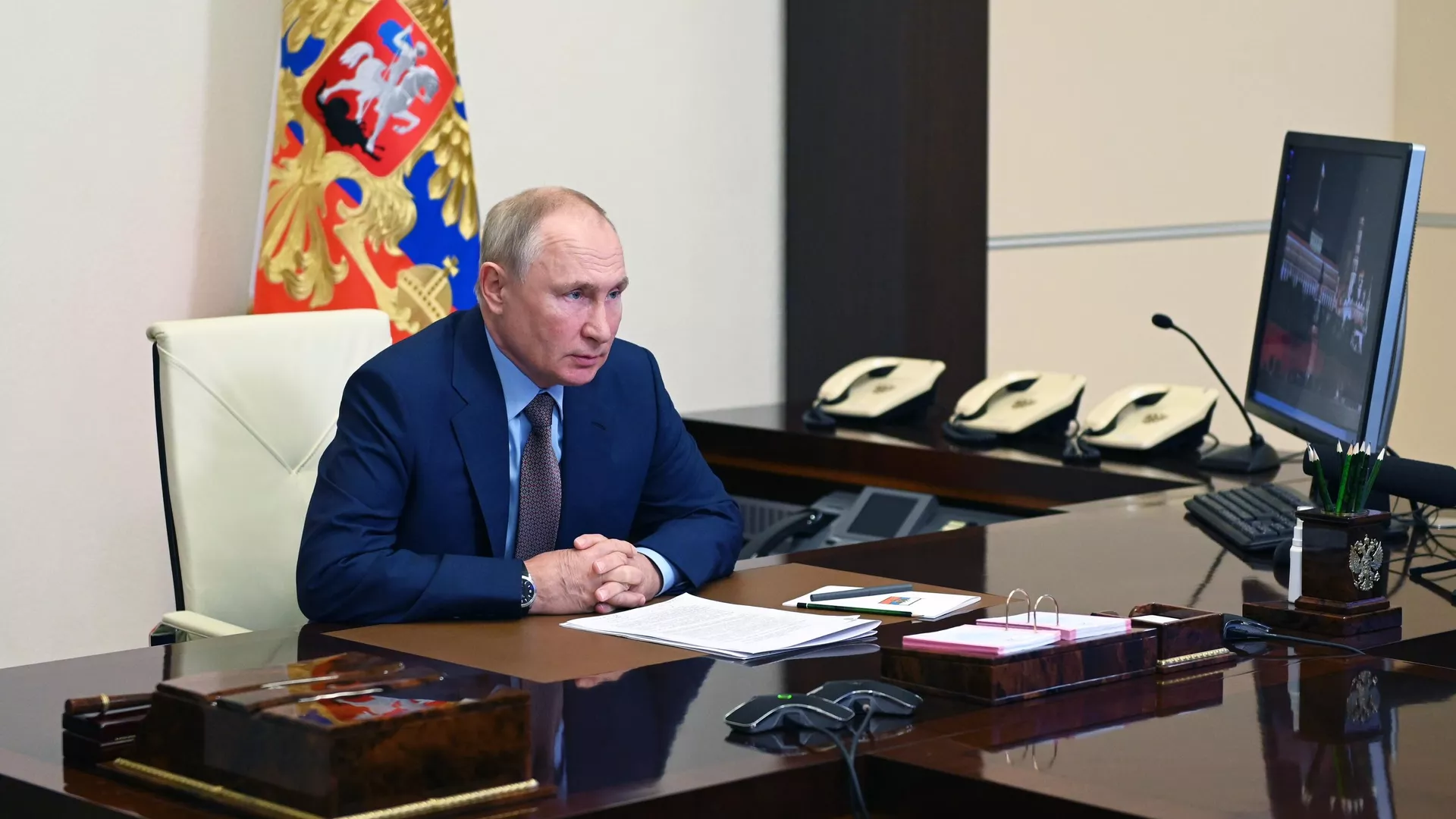 Президент РФ Владимир Путин проводит совещание о подготовке к новому учебному году Президент РФ Владимир Путин проводит совещание о подготовке к новому учебному году - РИА Новости, 1920, 30.07.2021